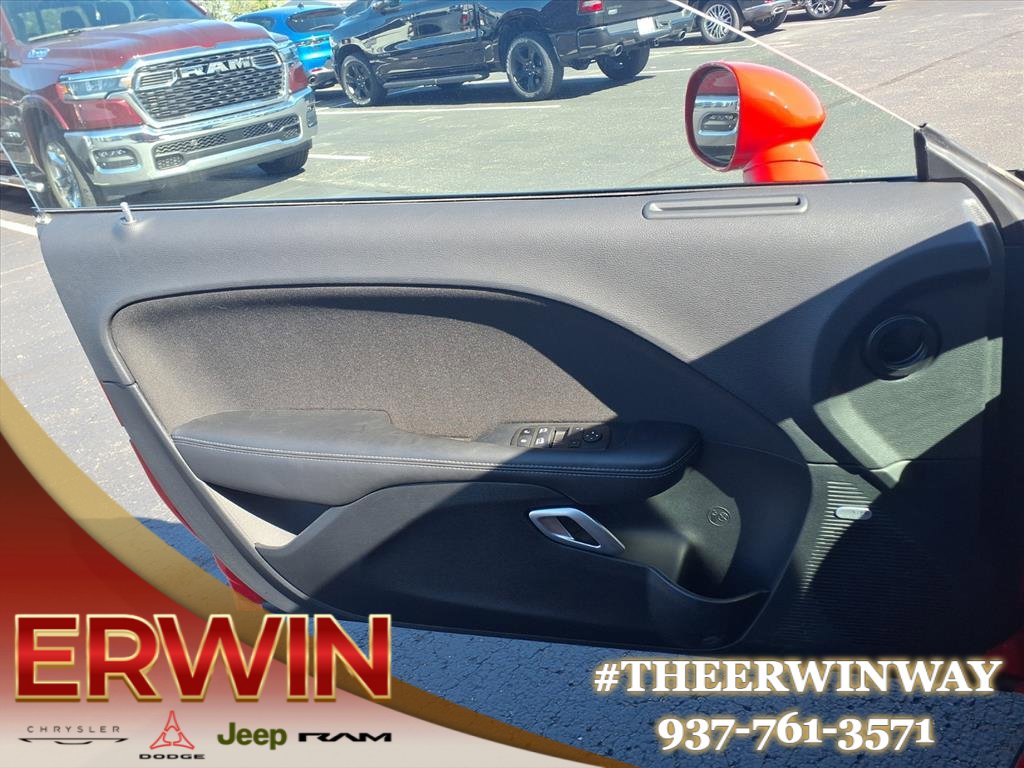 Certified 2022 Dodge Challenger R/T w/ Blacktop Package image 15