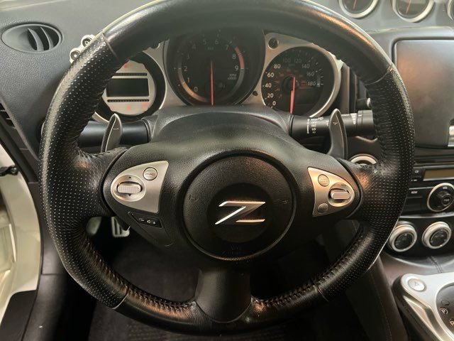 Used 2012 Nissan 370Z Roadster image 12