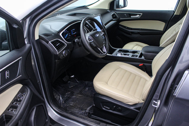Used 2021 Ford Edge SEL w/ Cargo Accessory Package AWD/4WD image 10
