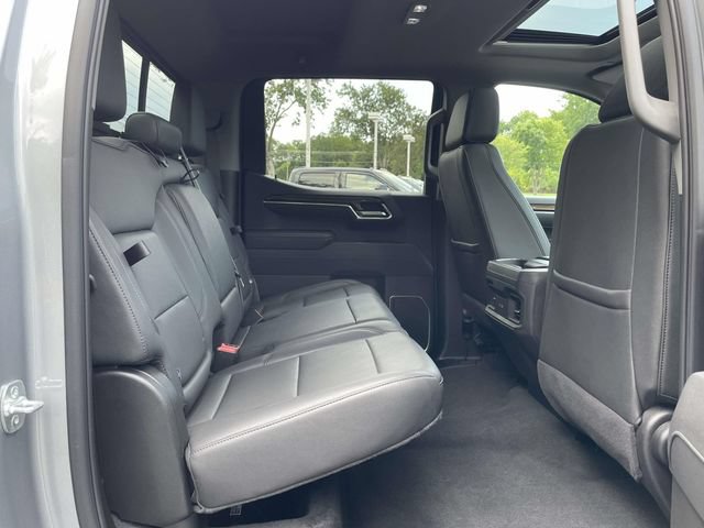 Used 2025 Chevrolet Silverado 1500 LT Trail Boss w/ Convenience Package II AWD/4WD image 28