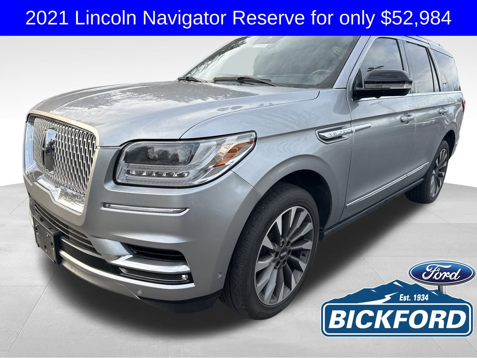 Used 2021 Lincoln Navigator Reserve image 1