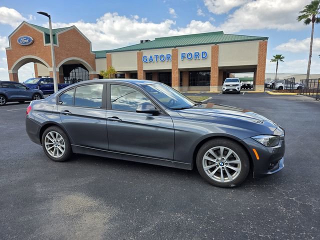Used 2016 BMW 320i xDrive Sedan AWD/4WD image 2