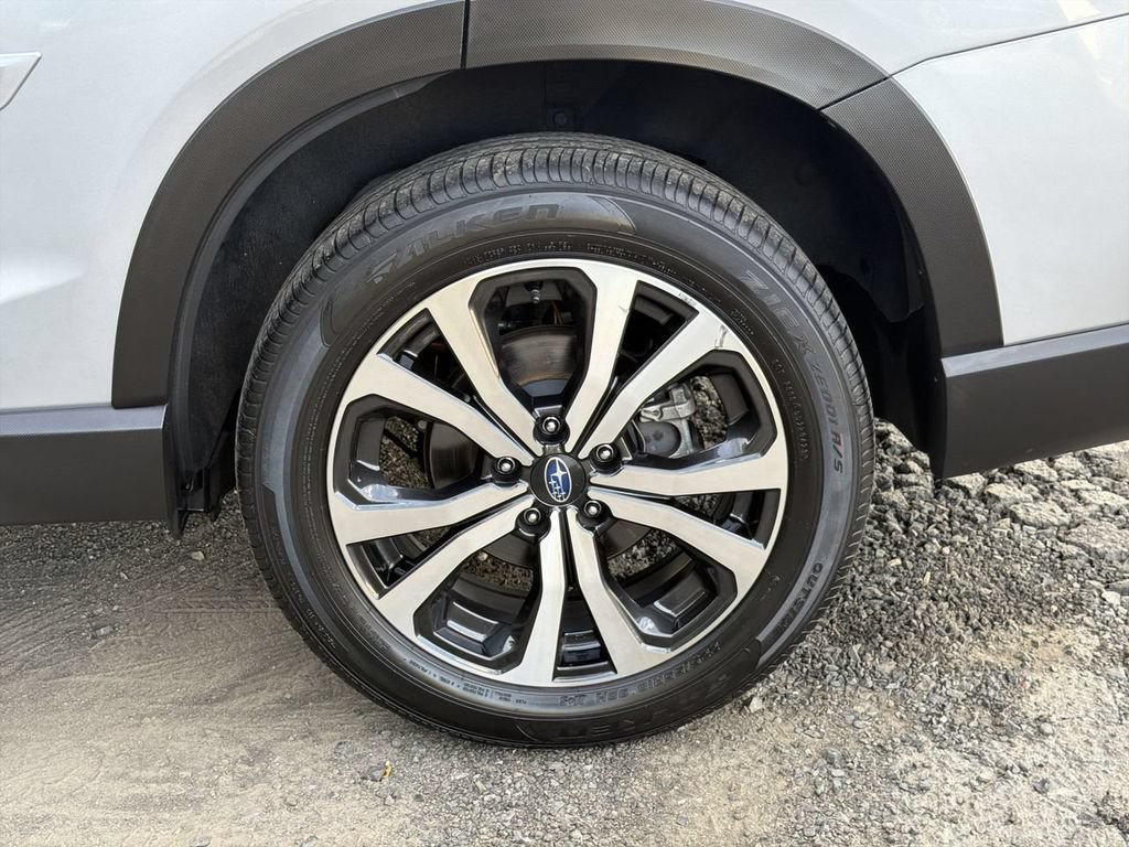 Certified 2023 Subaru Forester Limited AWD/4WD image 11