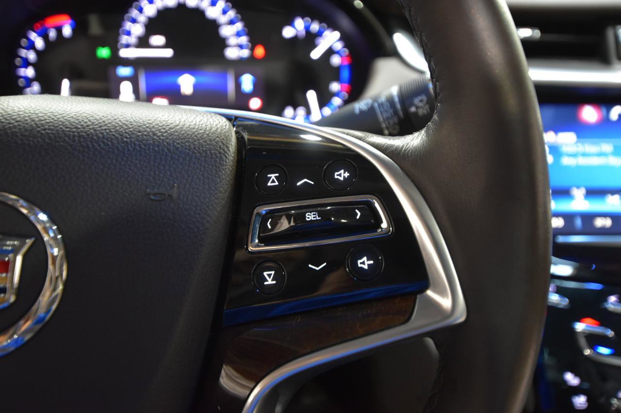 Used 2013 Cadillac XTS Luxury w/ Driver Awareness Package FWD image 17