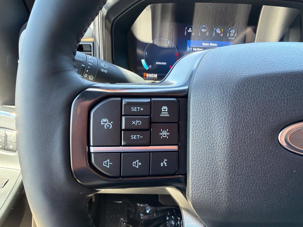 New 2026 Ford F350 4x4 Crew Cab Super Duty image 6