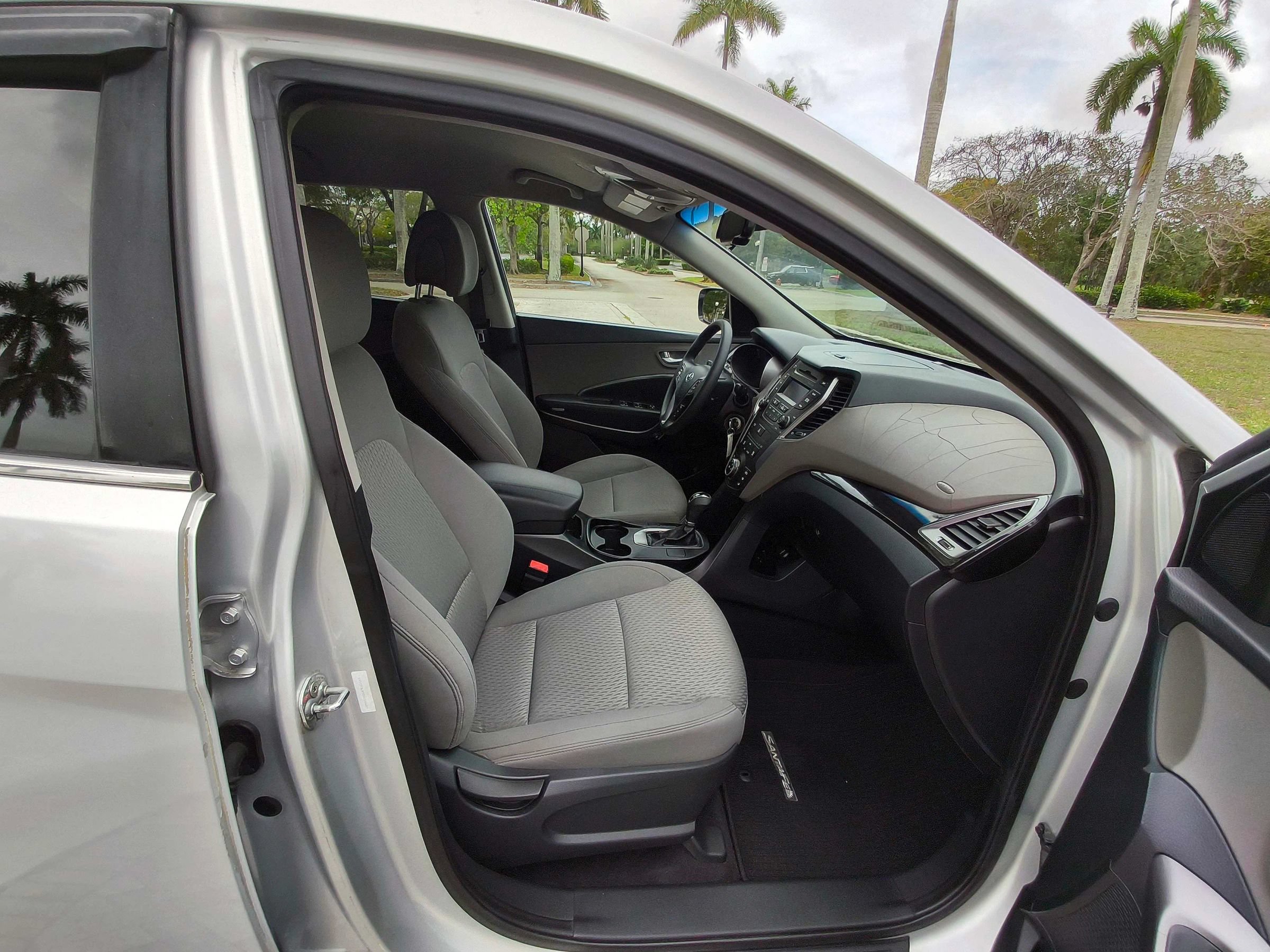 Used 2013 Hyundai Santa Fe Sport FWD image 35