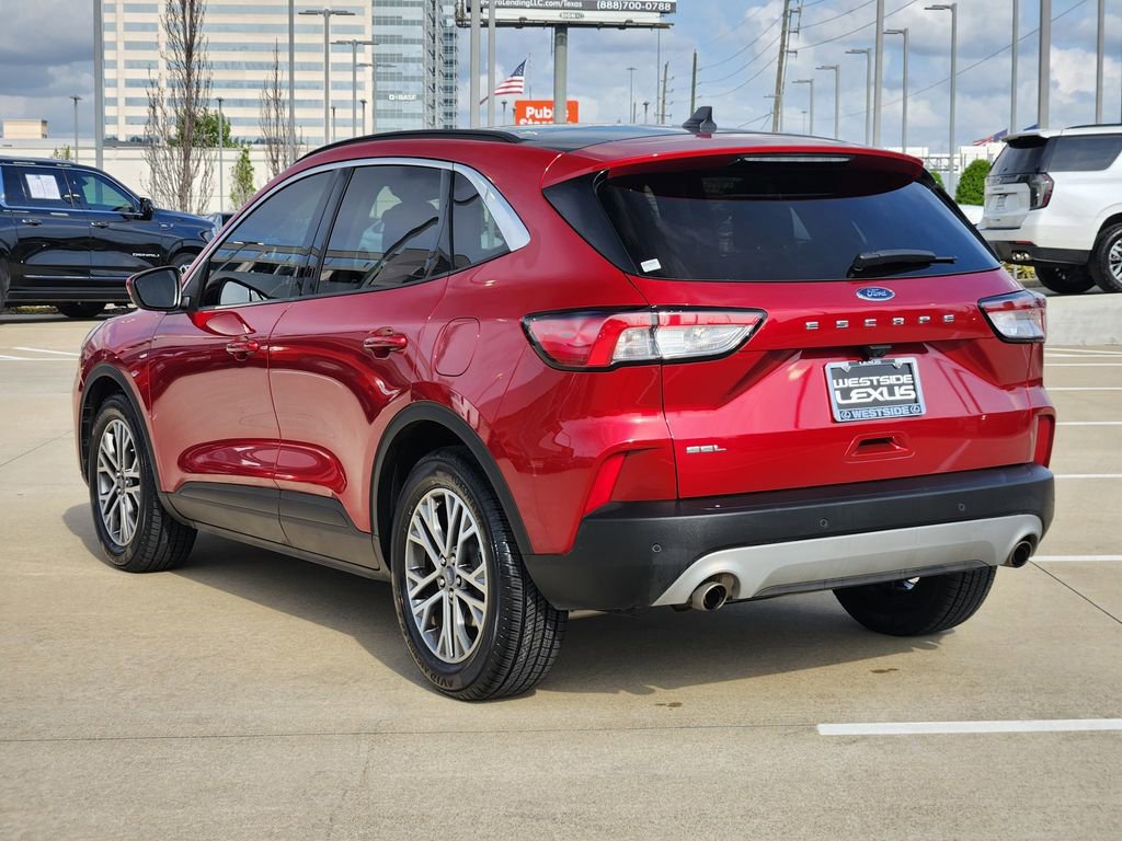 Used 2022 Ford Escape SEL w/ Technology Package FWD image 5