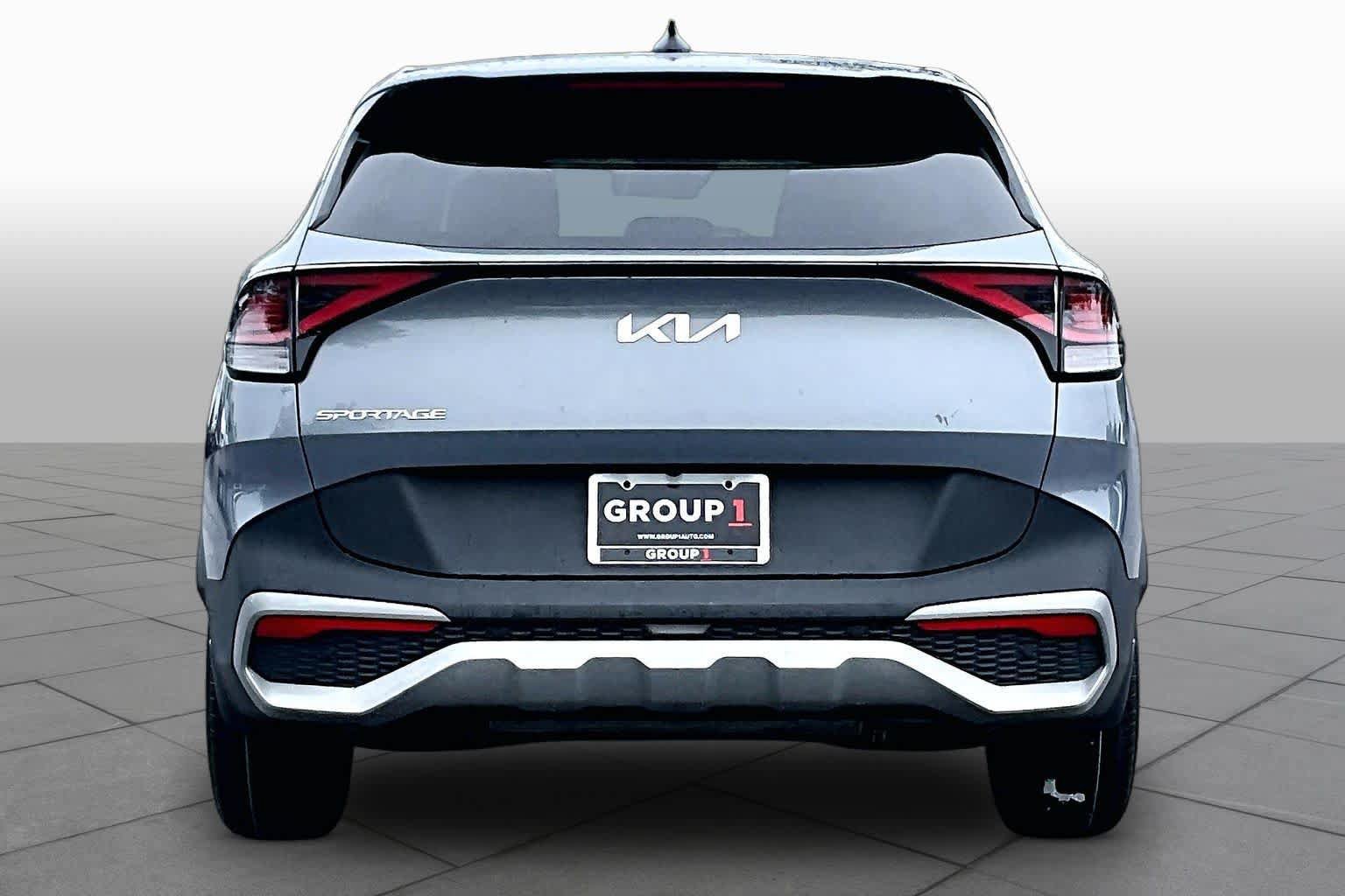 Used 2023 Kia Sportage EX FWD image 8