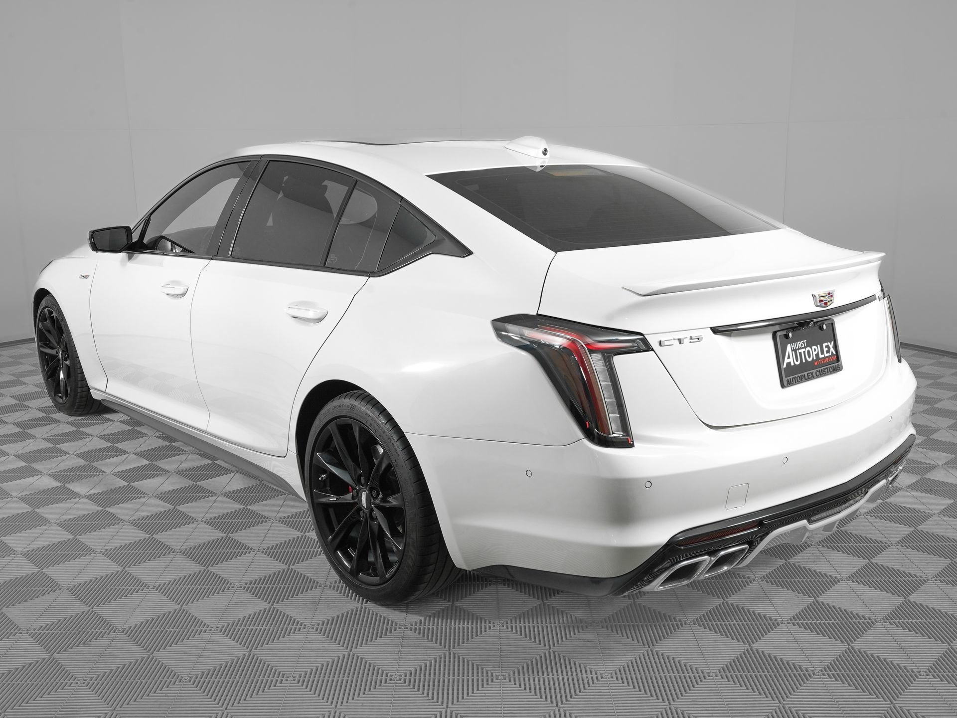 Used 2023 Cadillac CT5 V w/ Platinum Package image 7