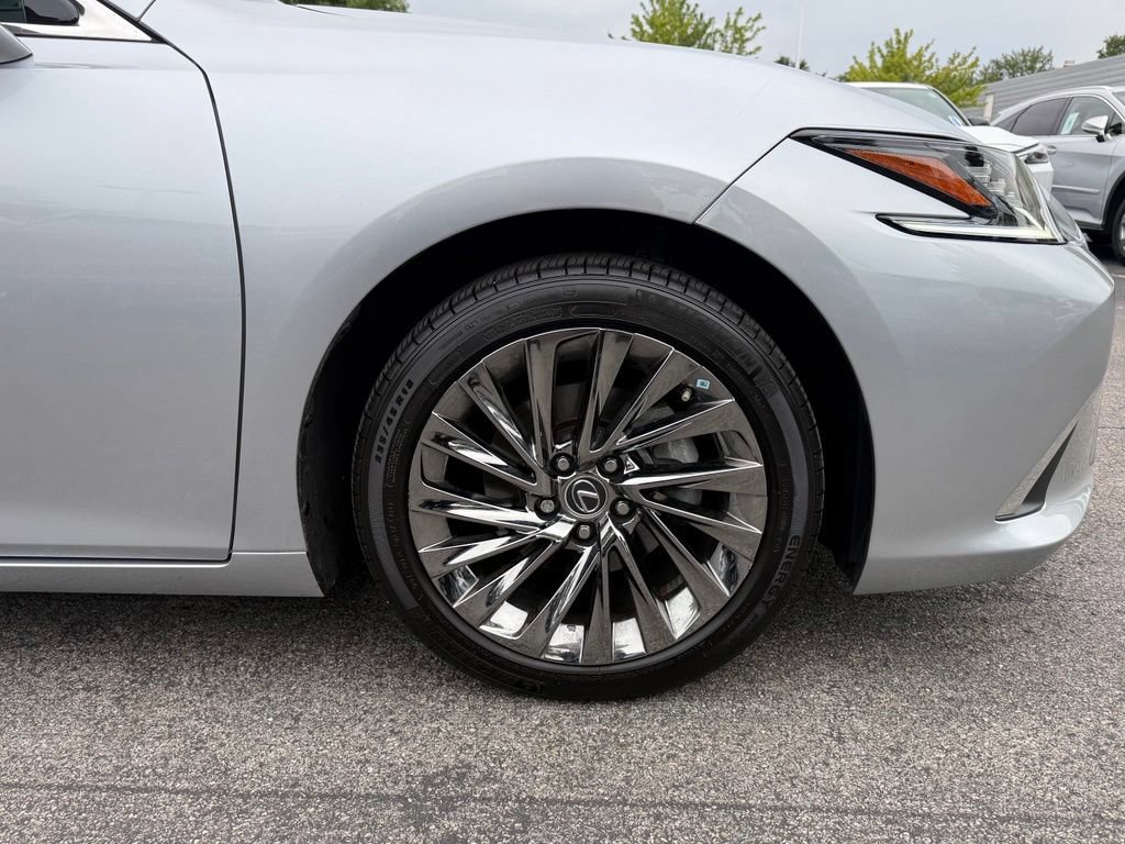Used 2024 Lexus ES 350 Ultra Luxury w/ Accessory Package (Z2) FWD image 27