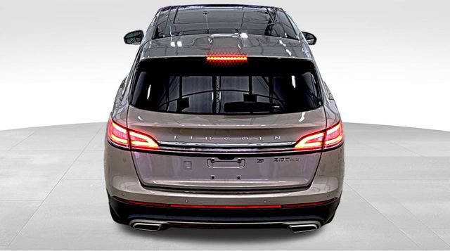 Used 2019 Lincoln Nautilus Reserve image 2