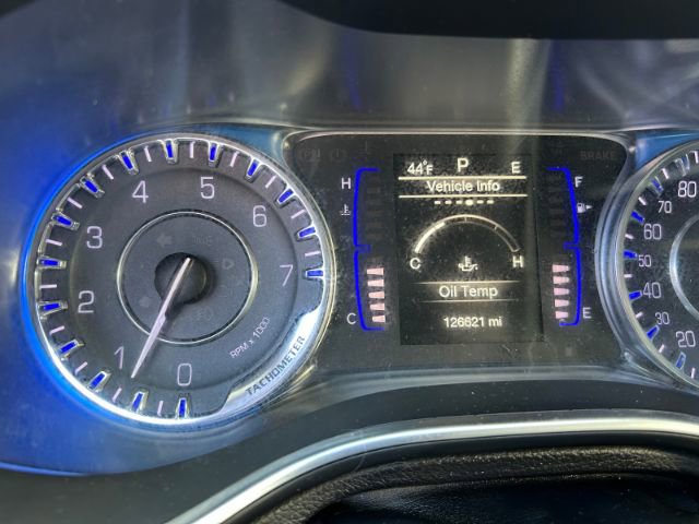 Used 2016 Chrysler 200 Limited image 16