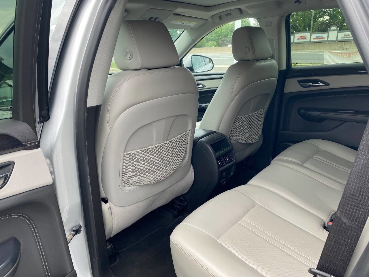 Used 2013 Cadillac SRX Performance w/ Driver Awareness Package FWD image 9