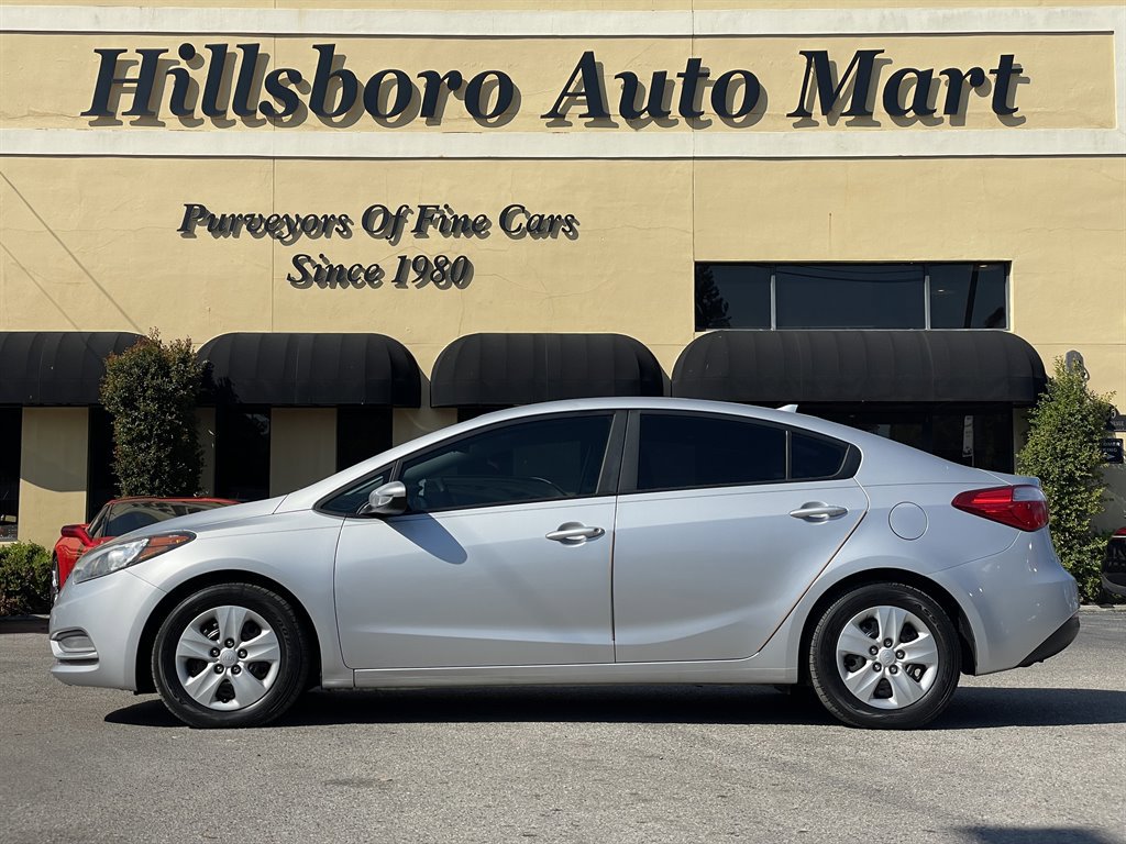 Used 2015 Kia Forte LX image 3