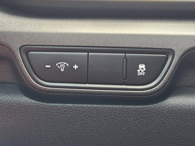 Certified 2026 Kia Carnival EX FWD image 21