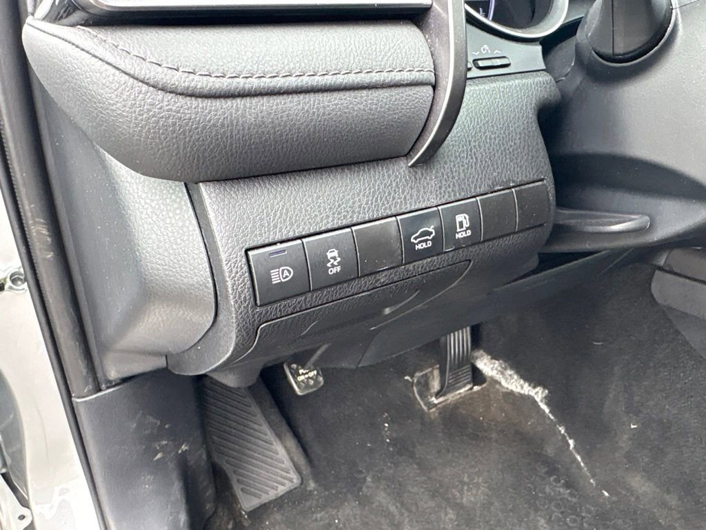 Used 2023 Toyota Camry LE FWD image 16