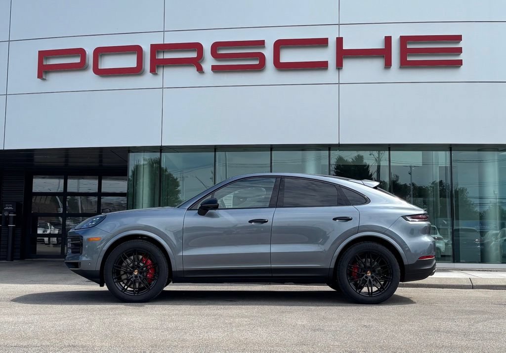 New 2026 Porsche Cayenne S AWD/4WD image 2