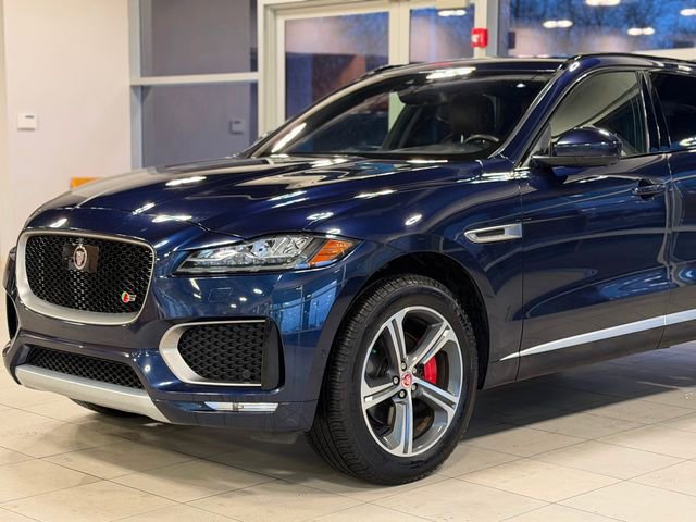 Used 2018 Jaguar F-PACE S image 5