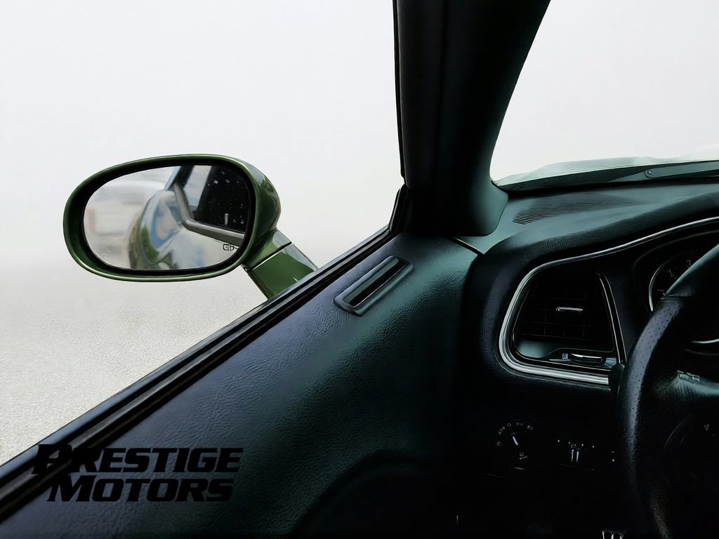 Used 2022 Dodge Challenger R/T Scat Pack RWD image 19