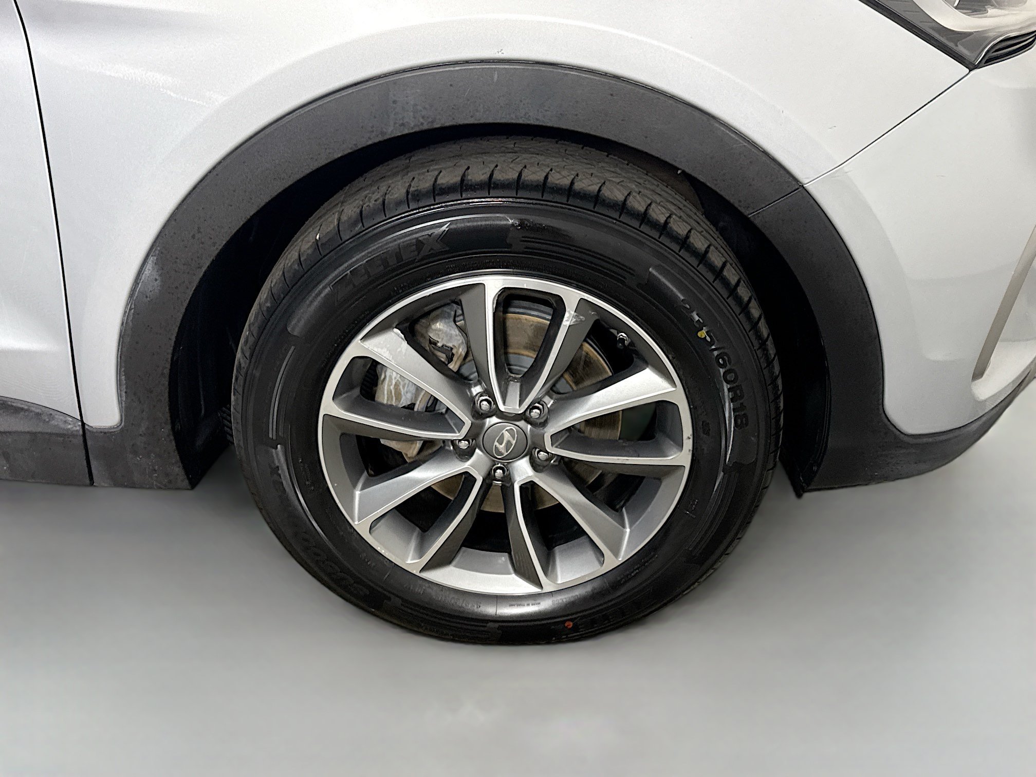 Used 2018 Hyundai Santa Fe SE FWD image 31