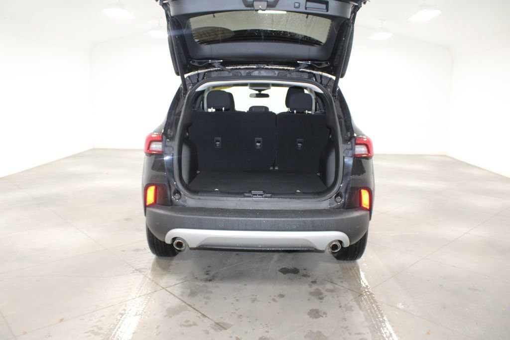 Used 2023 Ford Escape Active w/ Tech Pack #2 image 14