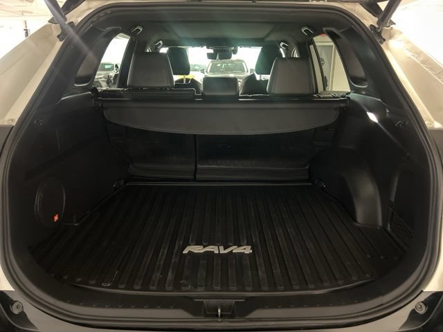 Used 2022 Toyota RAV4 XSE AWD/4WD image 23