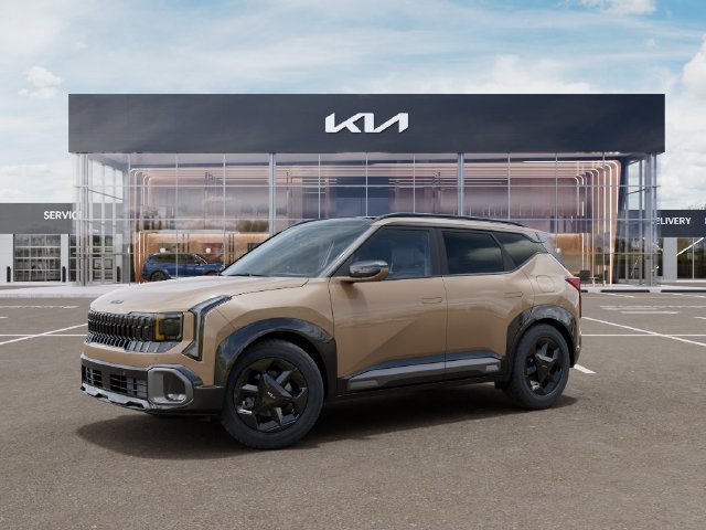 New 2027 Kia Seltos X-Line S w/ X-Line S Premium Package AWD/4WD image 3