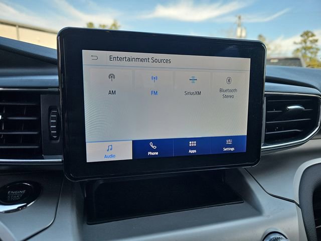 Used 2022 Ford Explorer XLT w/ Equipment Group 202A image 24