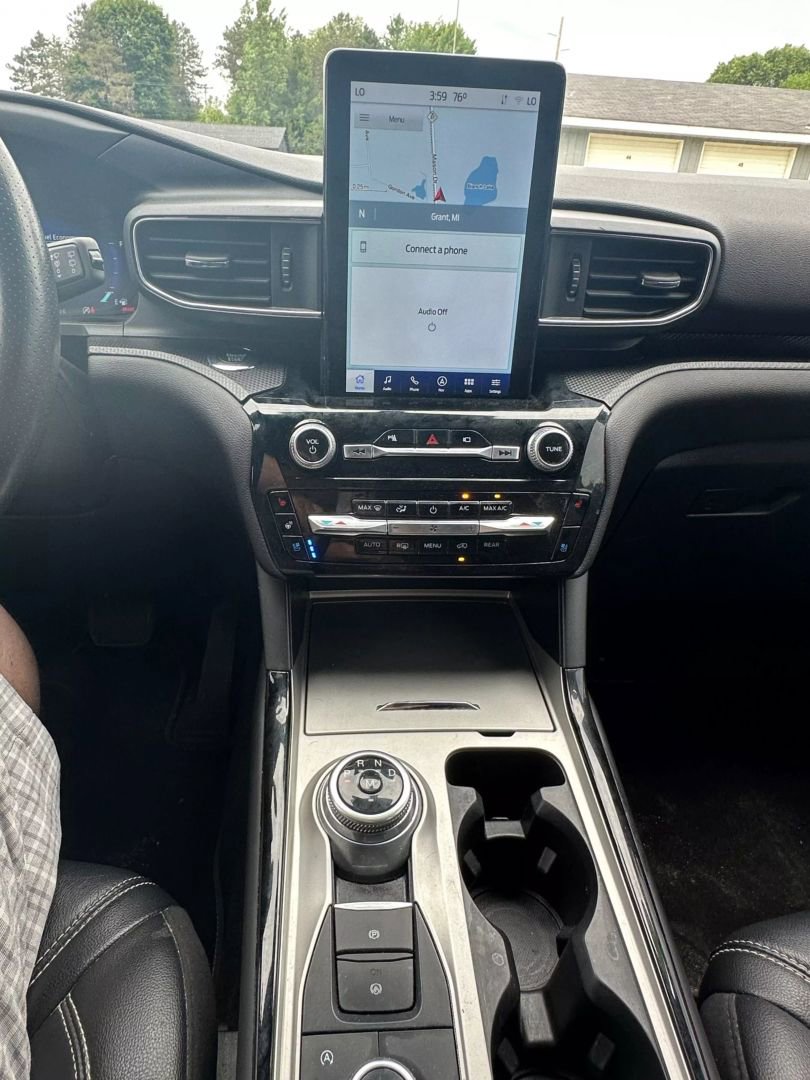 Used 2022 Ford Explorer ST w/ Equipment Group 401A image 19