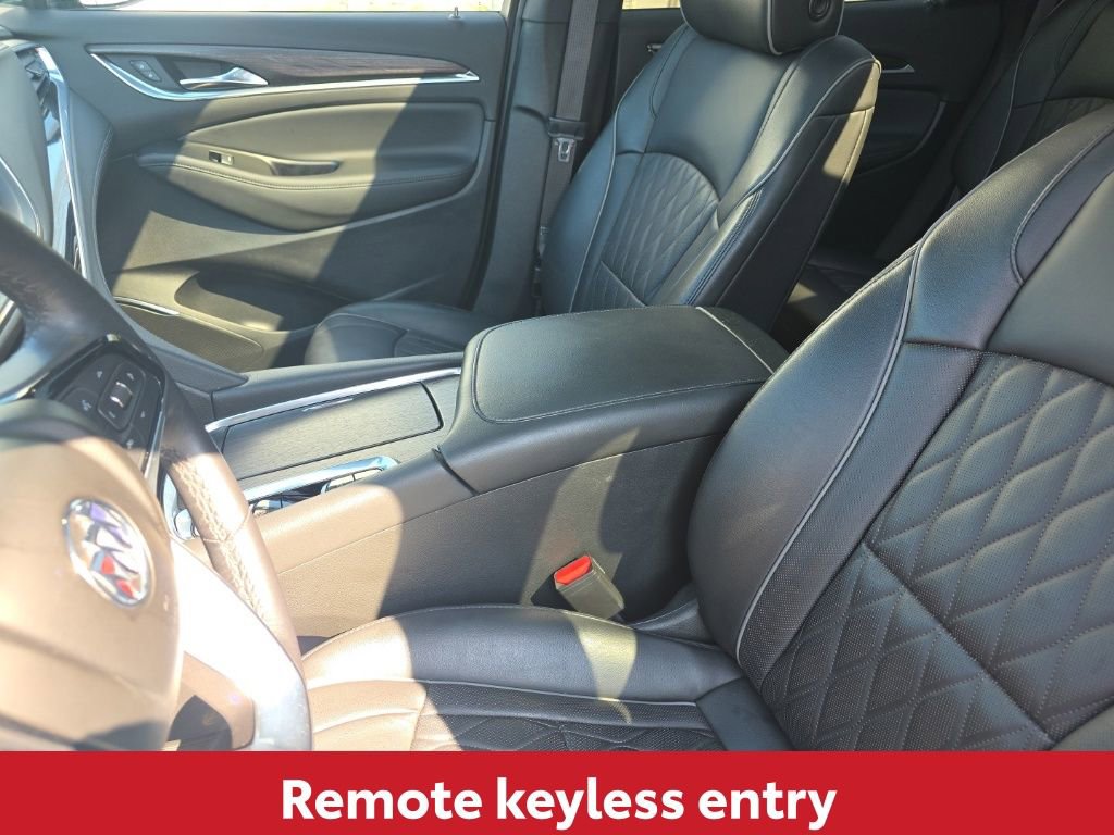Used 2024 Buick Enclave Avenir w/ Avenir Technology Package image 15
