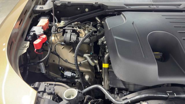 Used 2021 Land Rover Defender 110 X-Dynamic SE AWD/4WD image 39