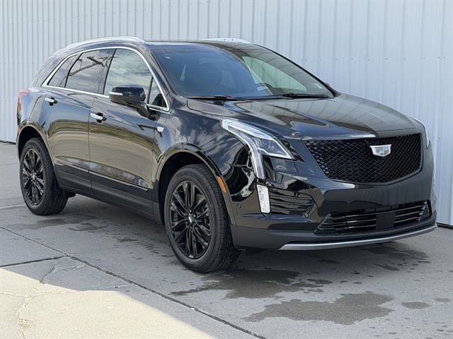 New 2026 Cadillac XT5 Premium Luxury w/ LPO, ONYX Package FWD image 2