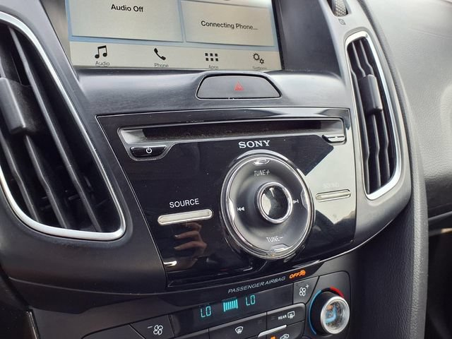 Used 2018 Ford Focus Titanium FWD image 12