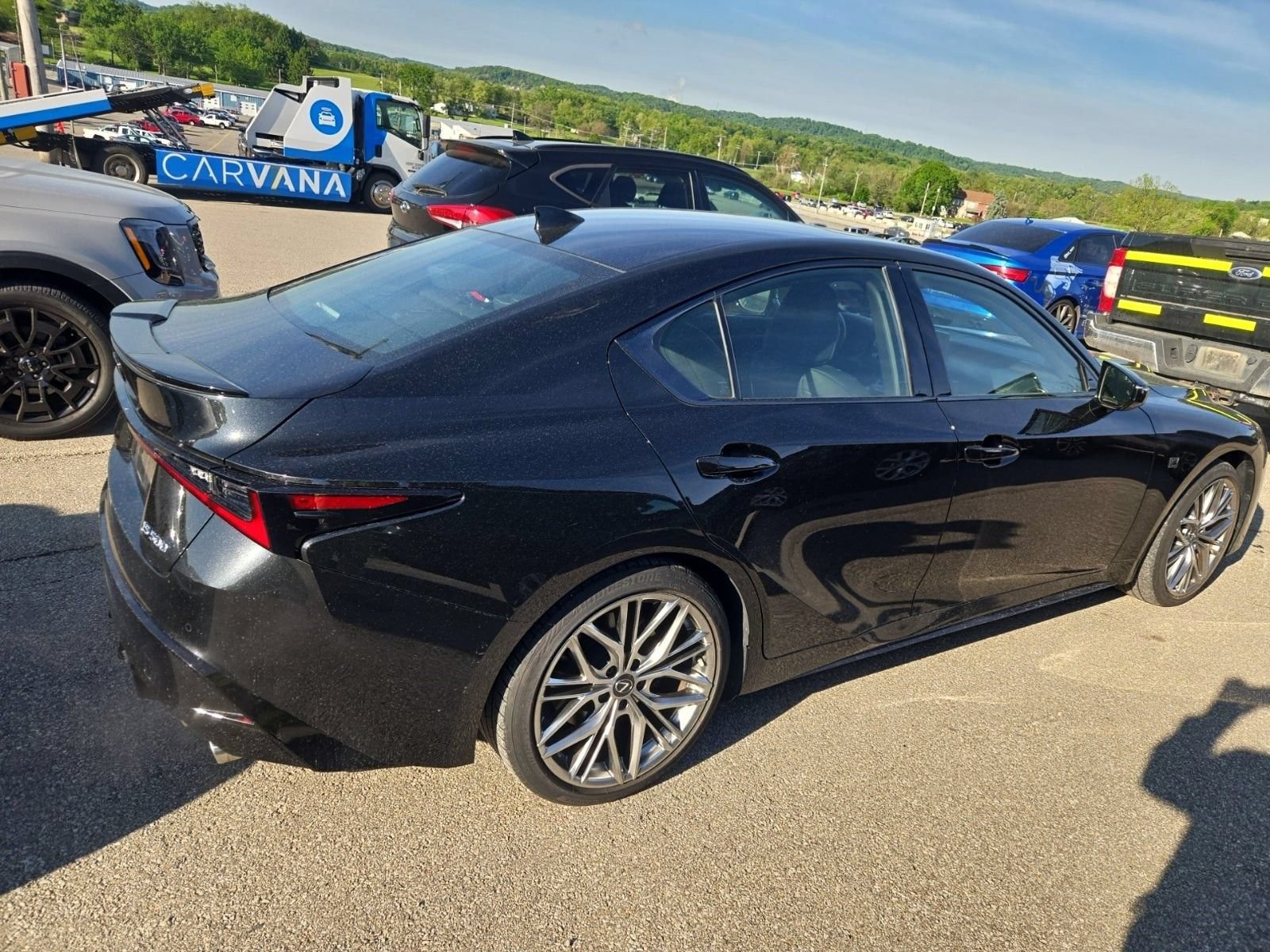 Used 2022 Lexus IS 500 RWD image 6