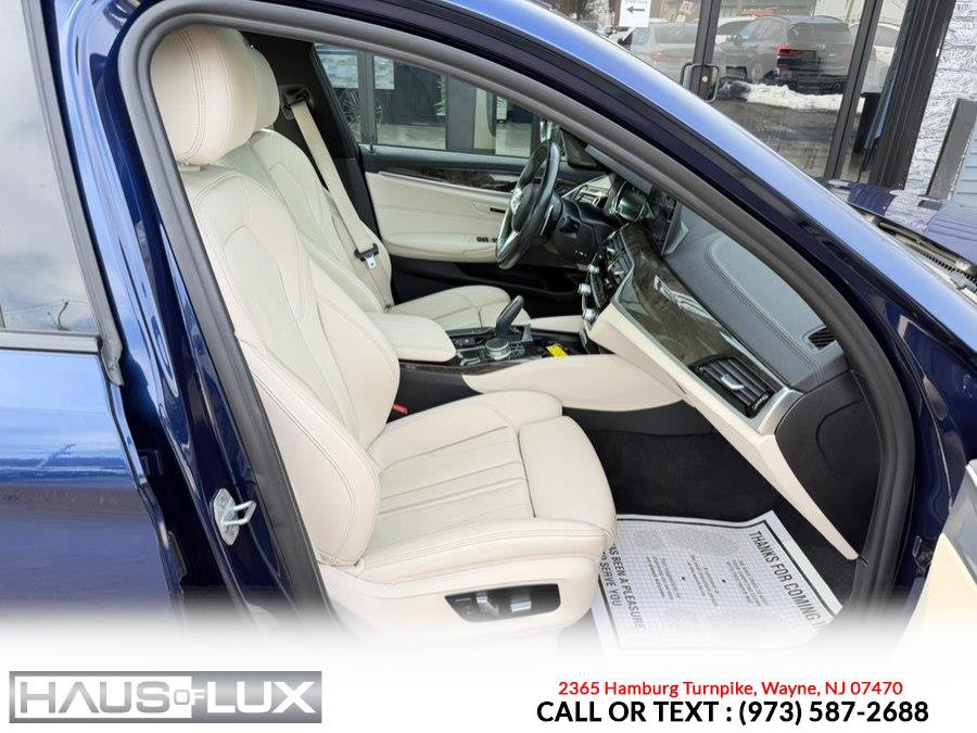 Used 2018 BMW 540i xDrive image 19