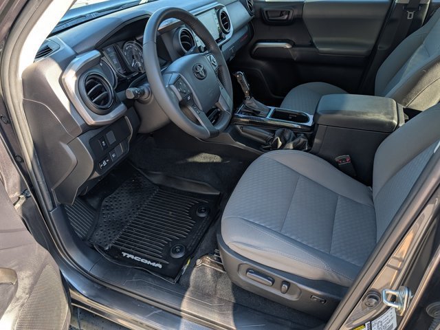 Used 2020 Toyota Tacoma SR5 RWD image 9