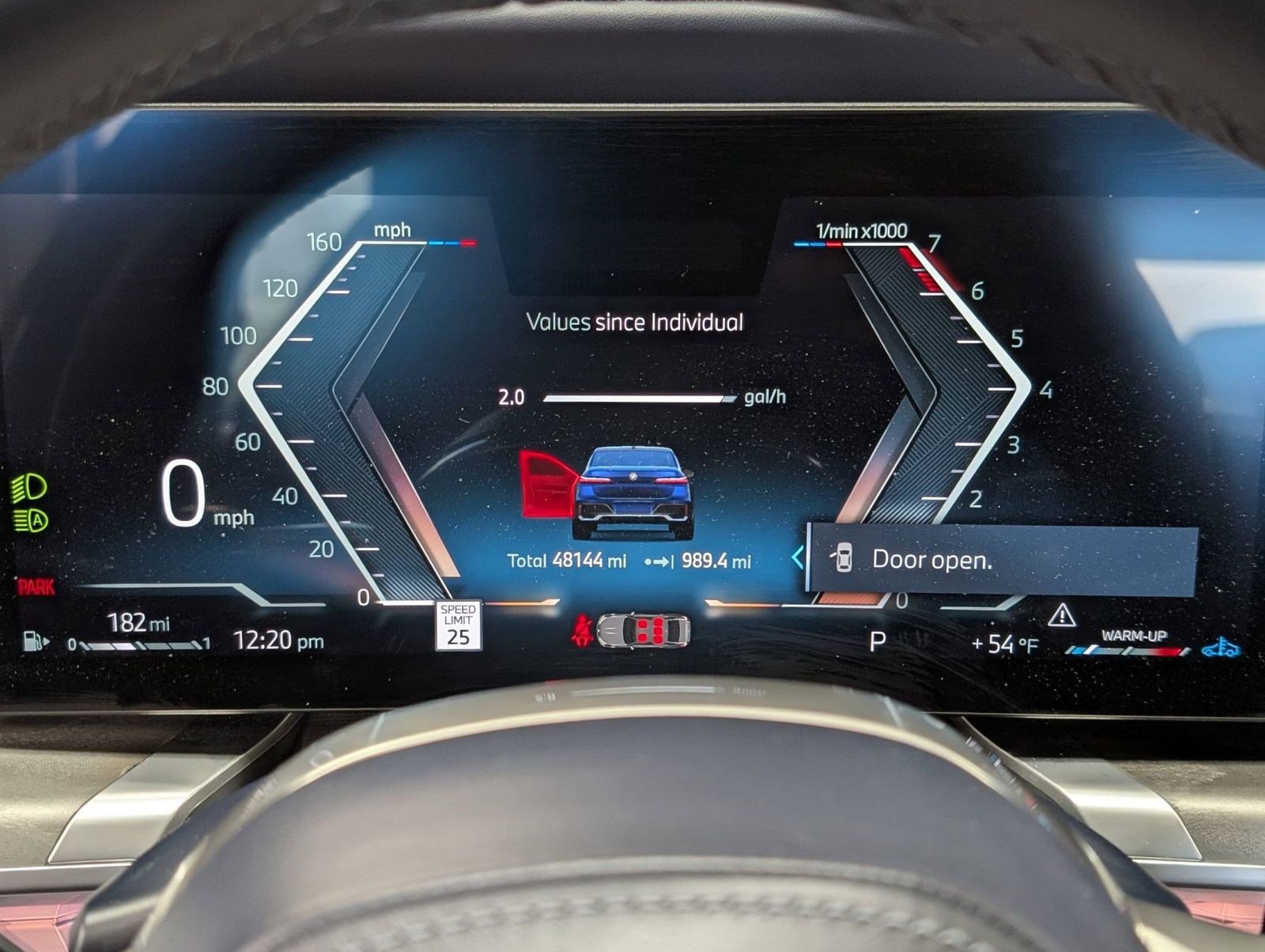 Used 2023 BMW 760i xDrive image 19