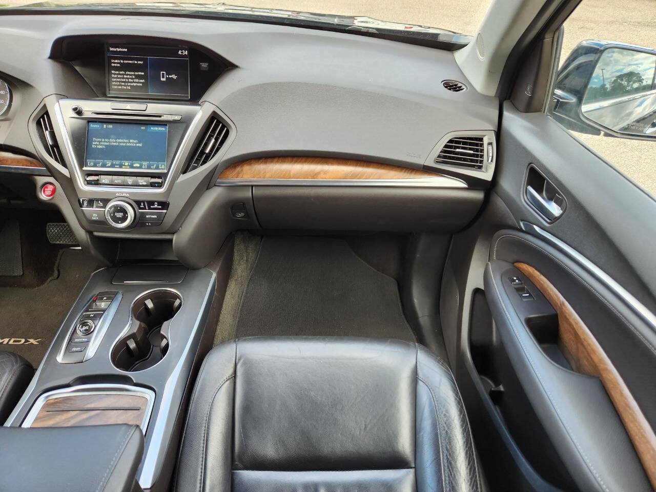 Used 2019 Acura MDX w/ Technology Package AWD/4WD image 17