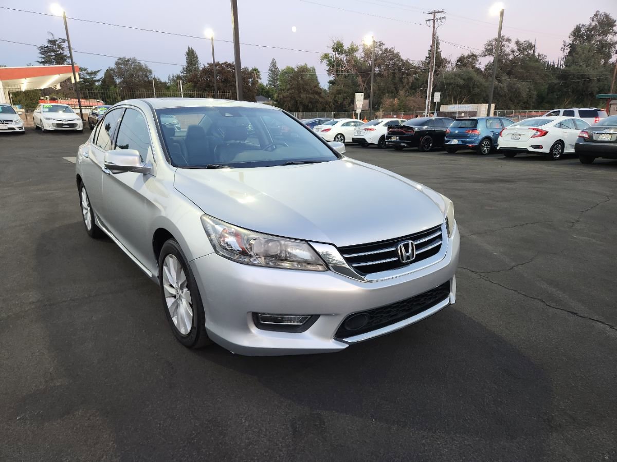 Used 2013 Honda Accord Touring image 6