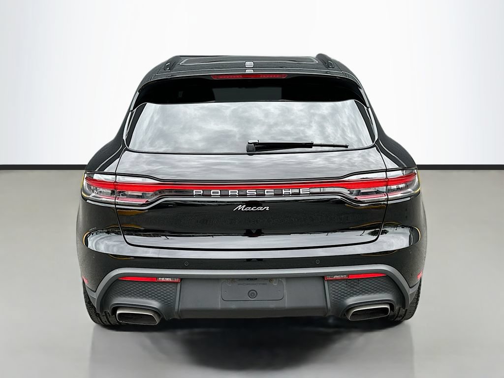Certified 2023 Porsche Macan Turbo AWD/4WD image 10