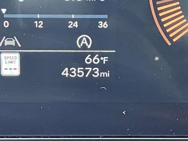 Used 2024 Hyundai Santa Fe XRT image 24