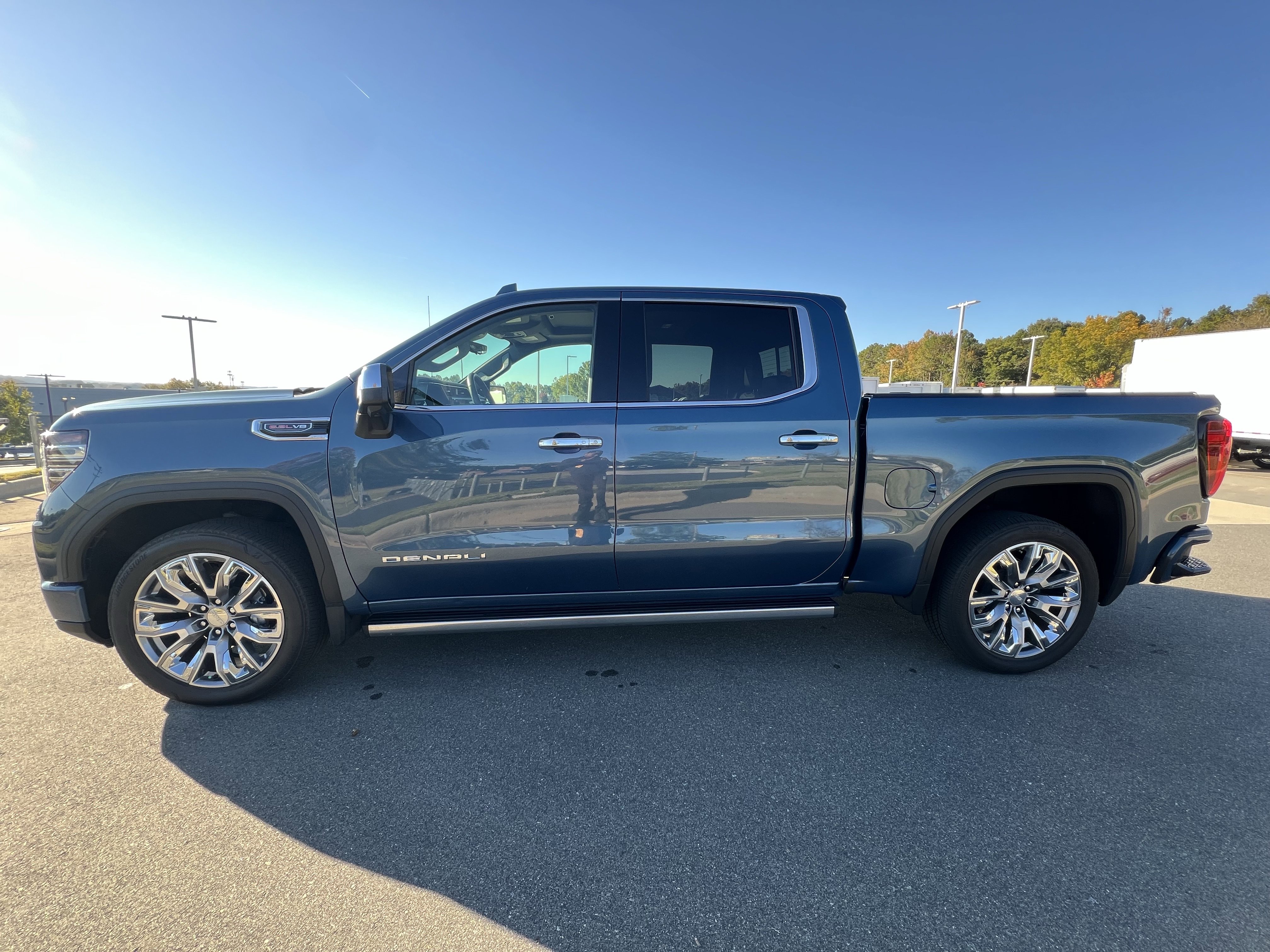 Used 2024 GMC Sierra 1500 Denali w/ Denali Reserve Package image 10