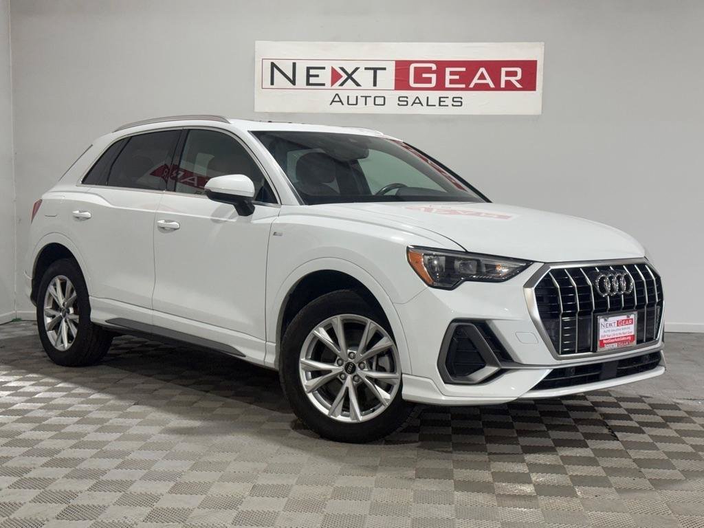 Used 2021 Audi Q3 2.0T Premium w/ Convenience Package AWD/4WD image 1