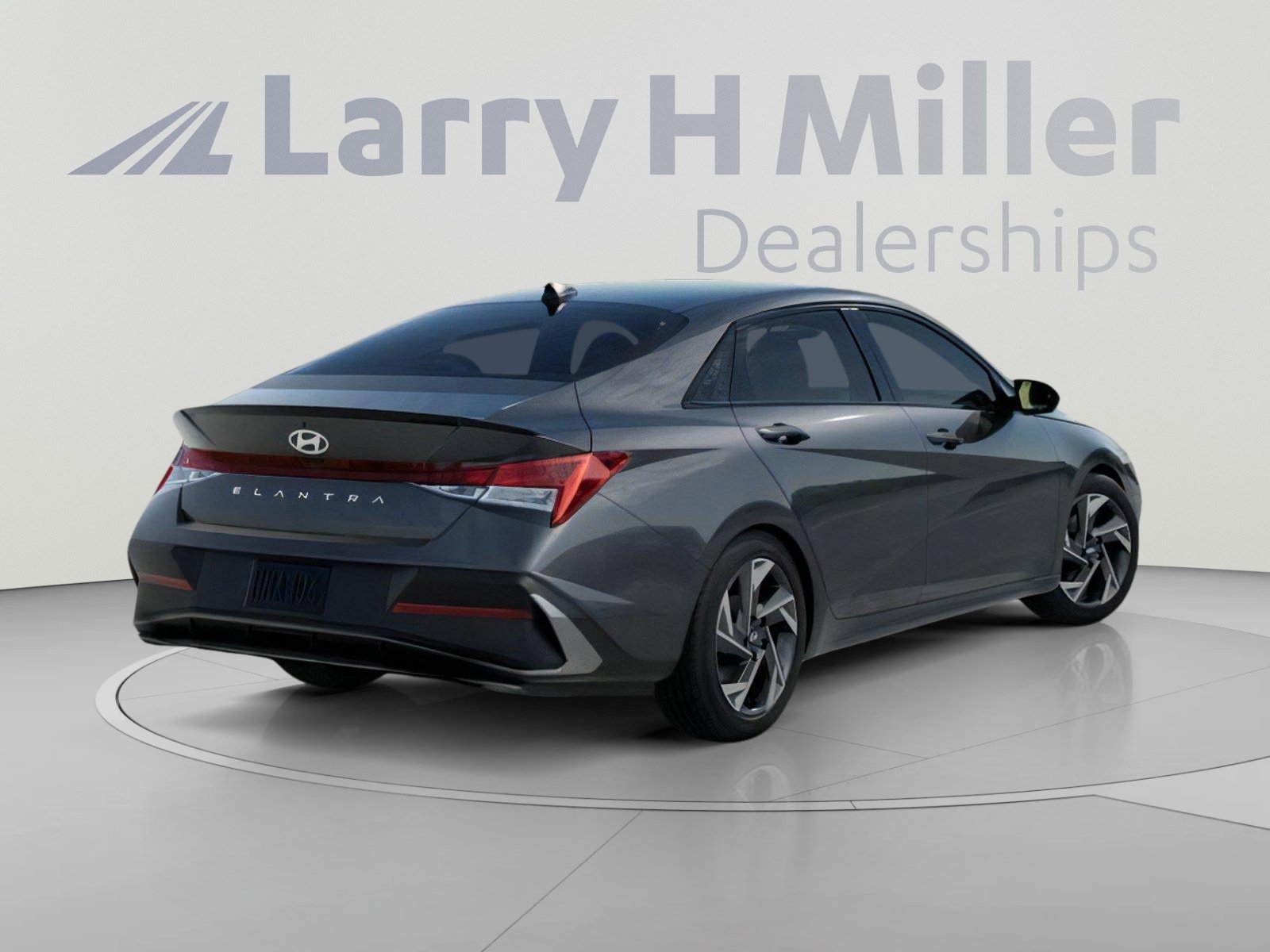New 2026 Hyundai Elantra SEL Sport FWD image 4