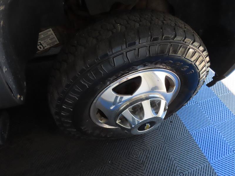 Used 2012 Chevrolet Silverado 3500 LTZ w/ LTZ Plus Package AWD/4WD image 9
