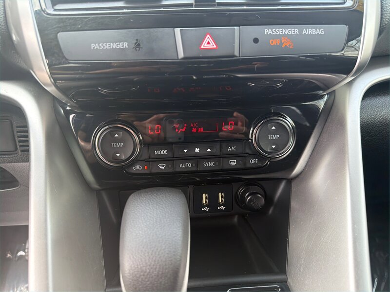 Used 2022 Mitsubishi Eclipse Cross SEL AWD/4WD image 25