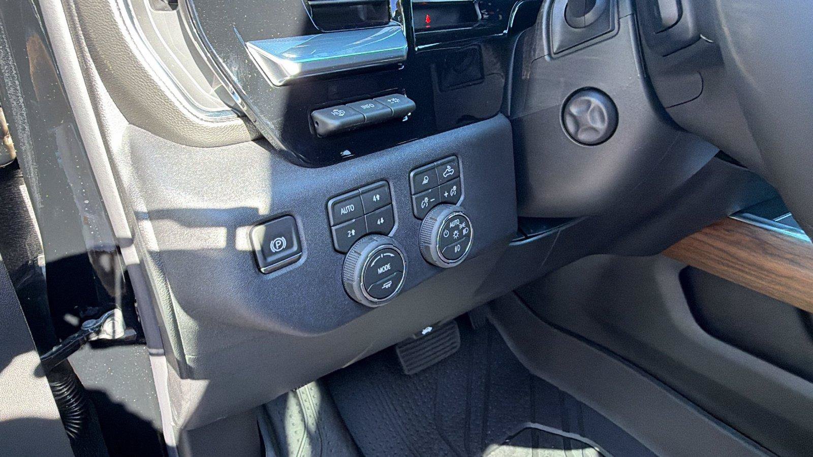 New 2026 Chevrolet Silverado 1500 High Country w/ High Country Premium Package AWD/4WD image 18