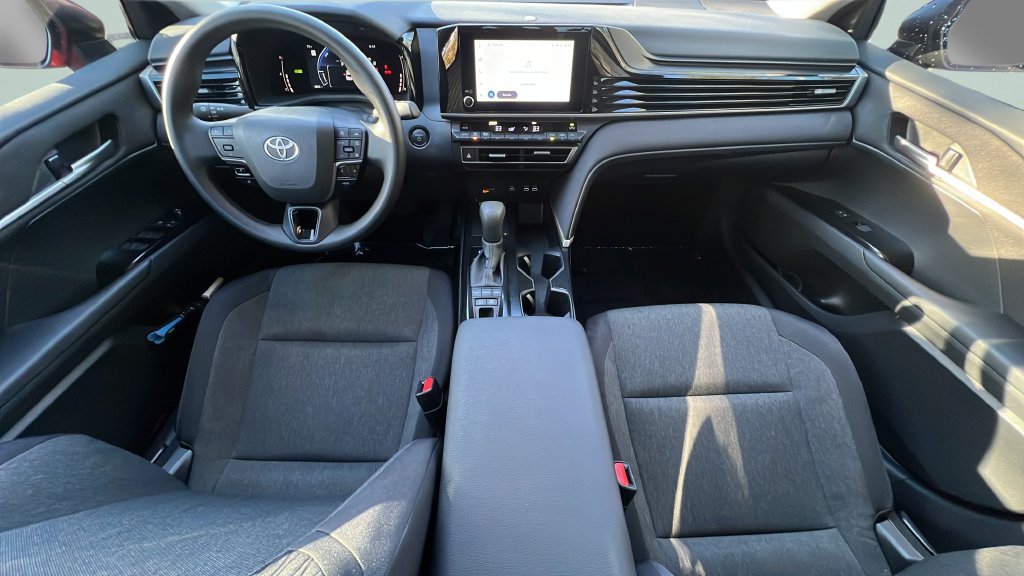 Used 2026 Toyota Camry LE FWD image 10
