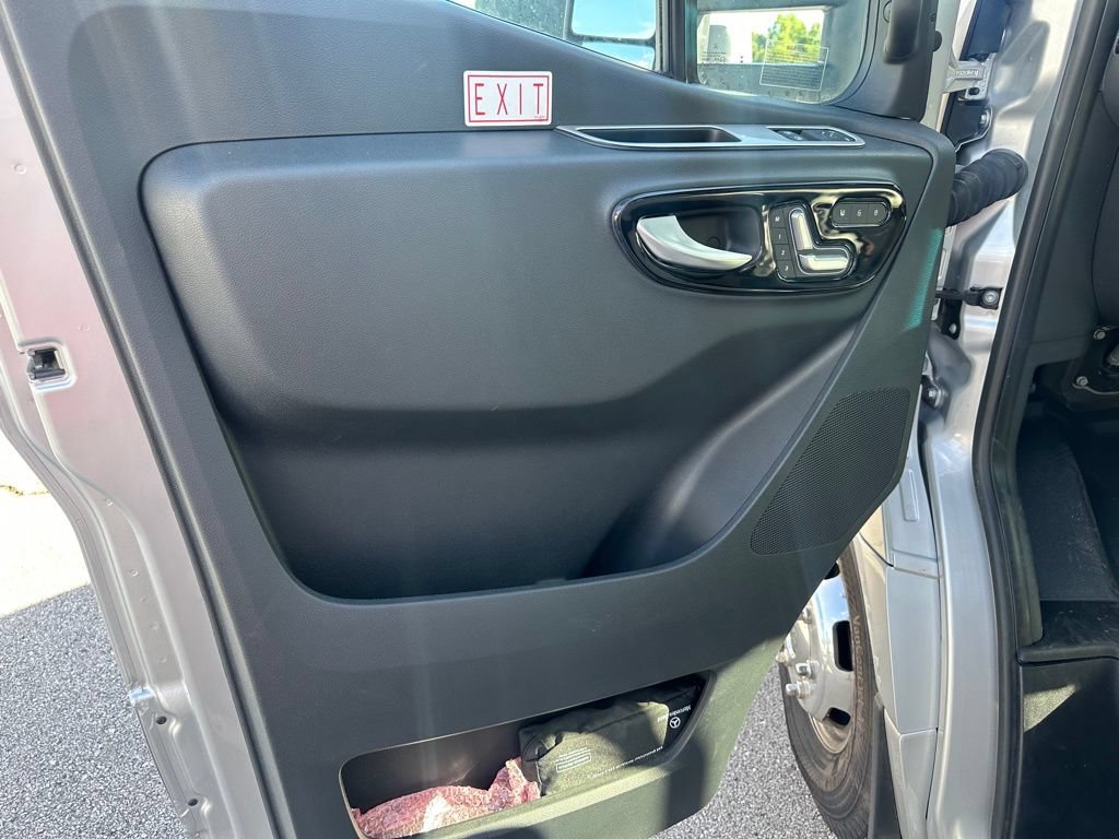 Used 2020 Mercedes-Benz Sprinter 3500 w/ Premium Plus Package image 6