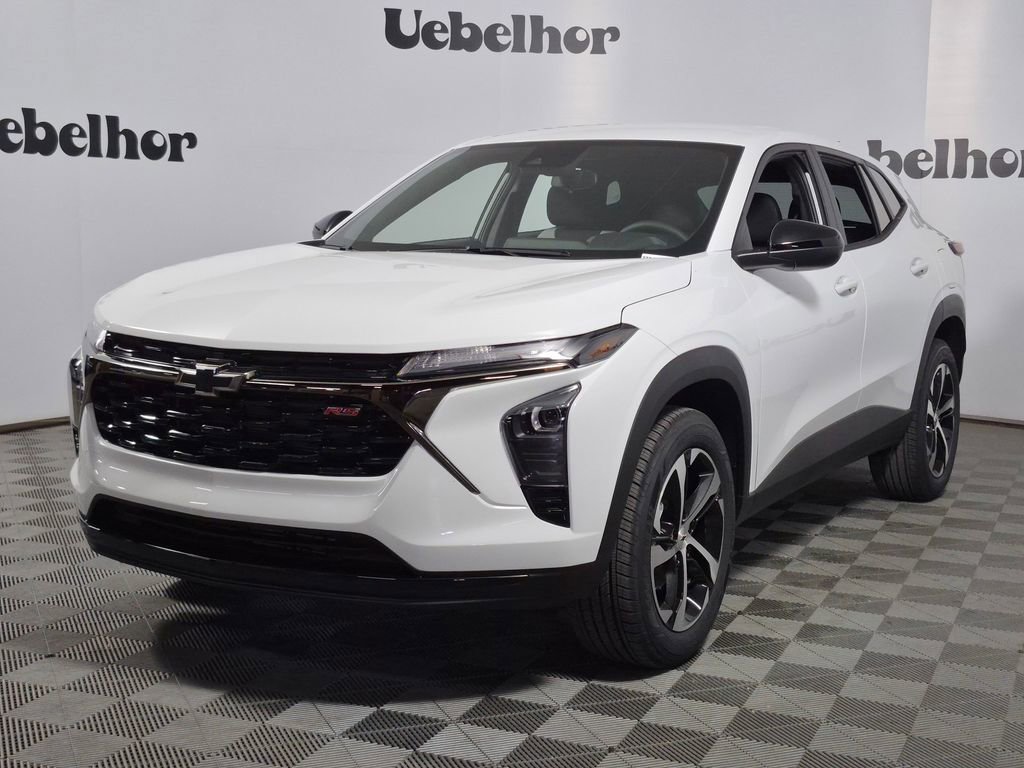 New 2026 Chevrolet Trax RS image 3